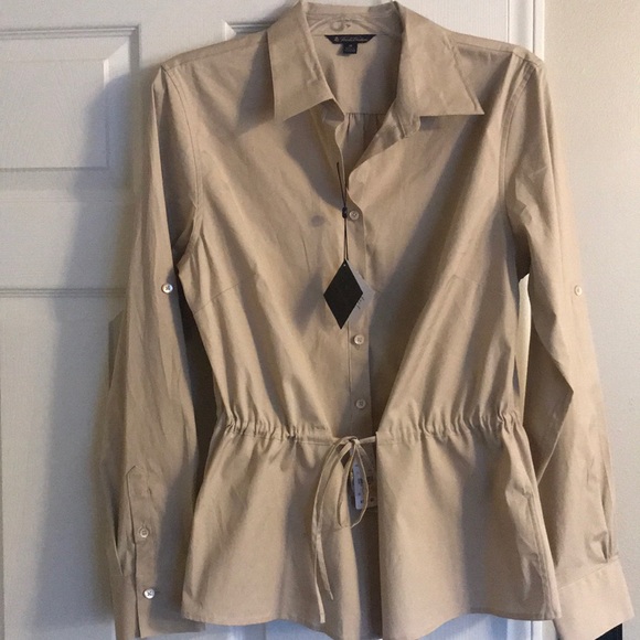 Brooks Brothers Tops - NWT-Brooks Brothers women’s cotton blouse. 14.